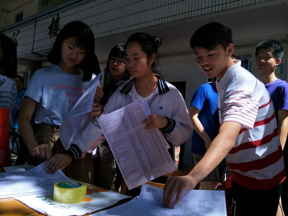 威廉希尔中文网站平台“一省一市”本科招生宣传工作顺利完成